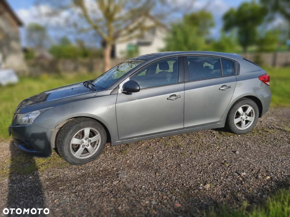 Chevrolet Cruze 1.8 LS (klm) - 1
