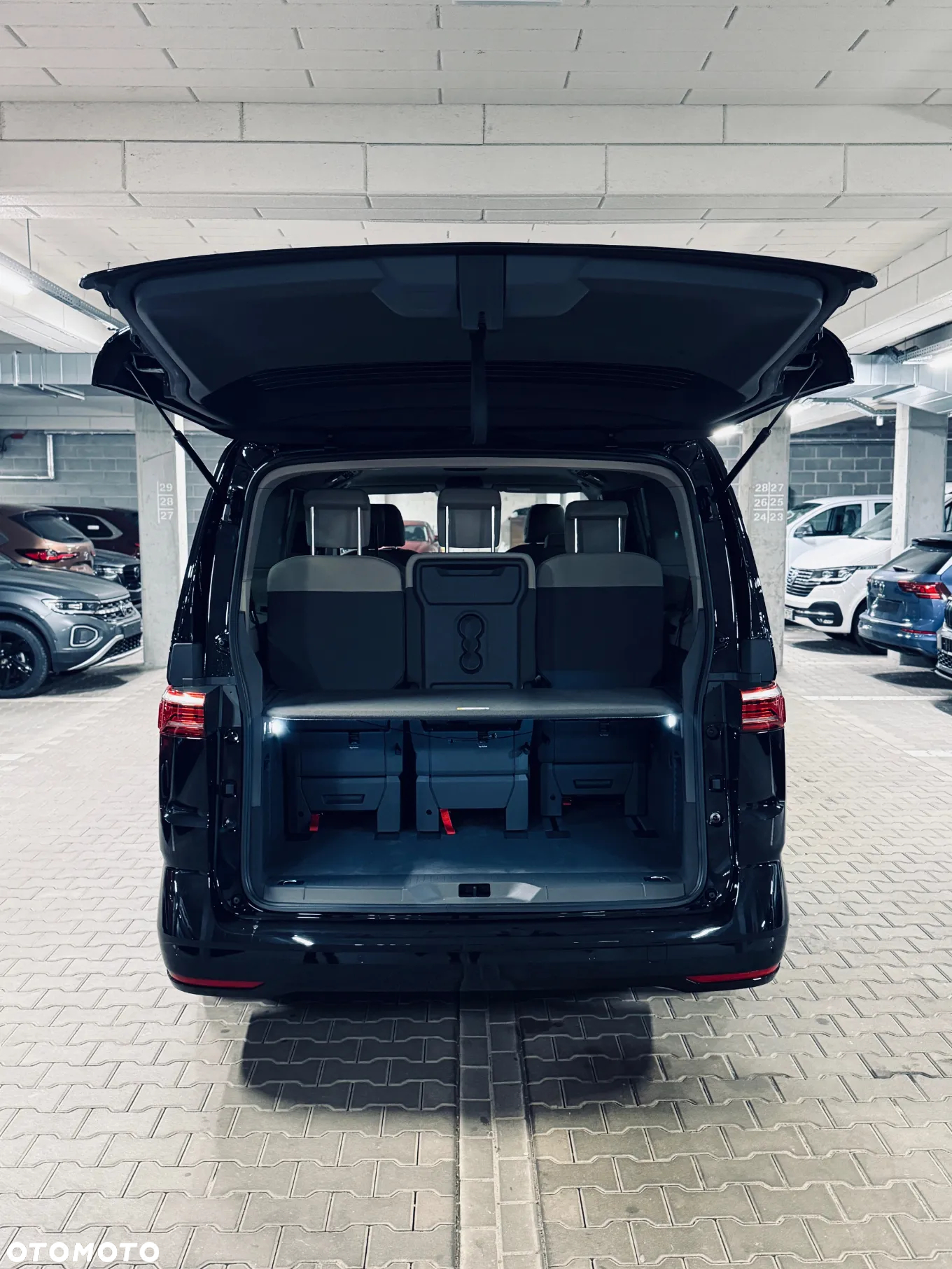 Volkswagen Multivan 2.0 TDI L2 Life DSG - 8