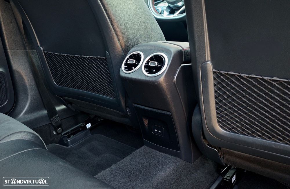 Mercedes-Benz A 250 - 33