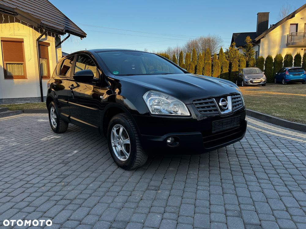 Nissan Qashqai - 1