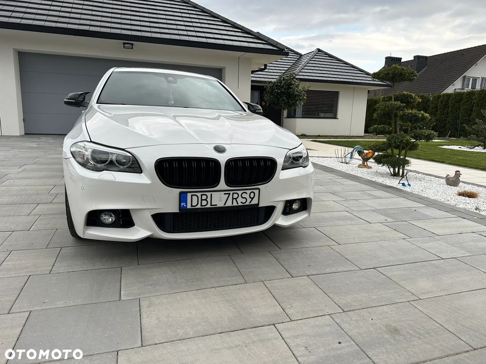 BMW Seria 5 535d xDrive - 11