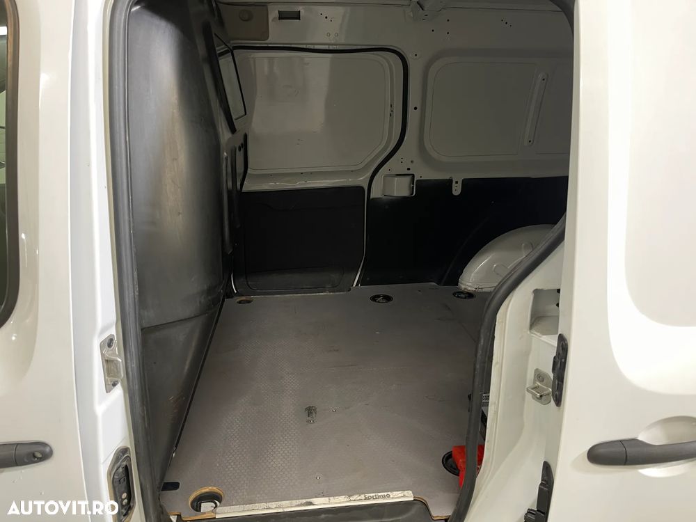 Renault Kangoo Maxi - 8