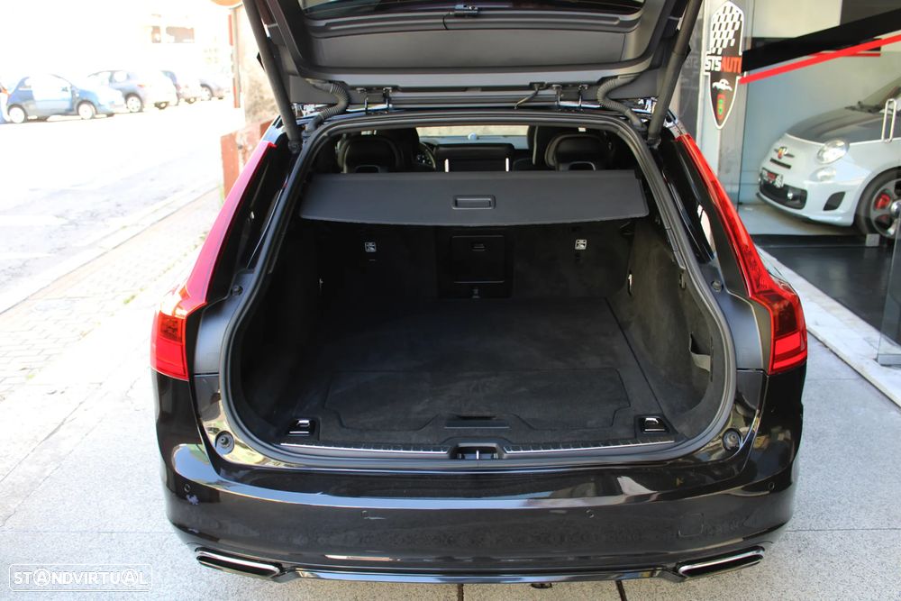 Volvo V90 D5 AWD Geartronic R Design - 48