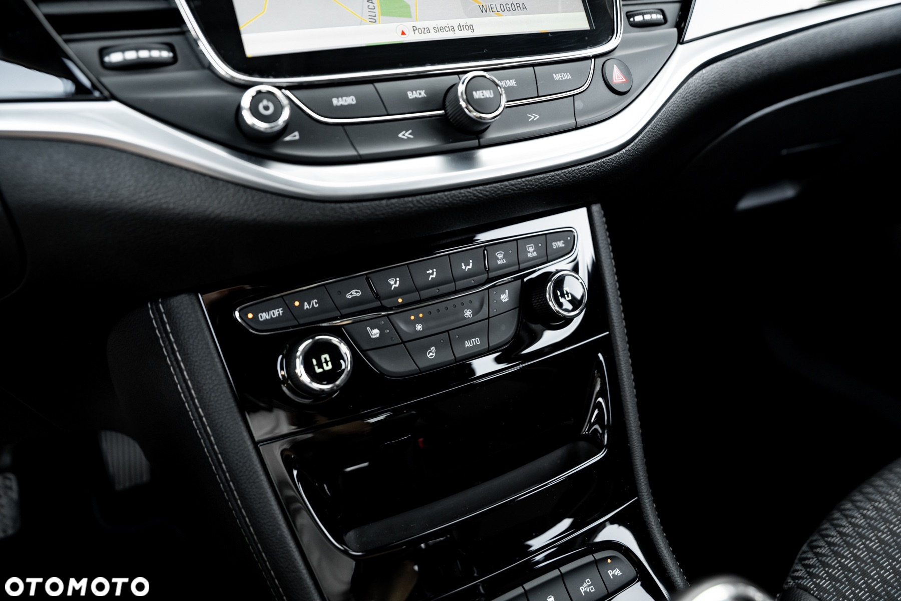 Opel Astra 1.4 Turbo Dynamic - 32