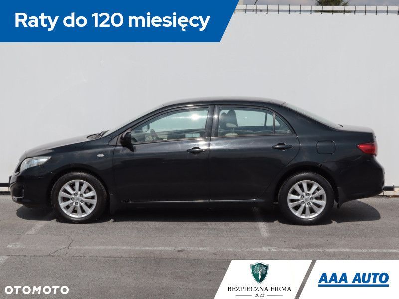Toyota Corolla - 4