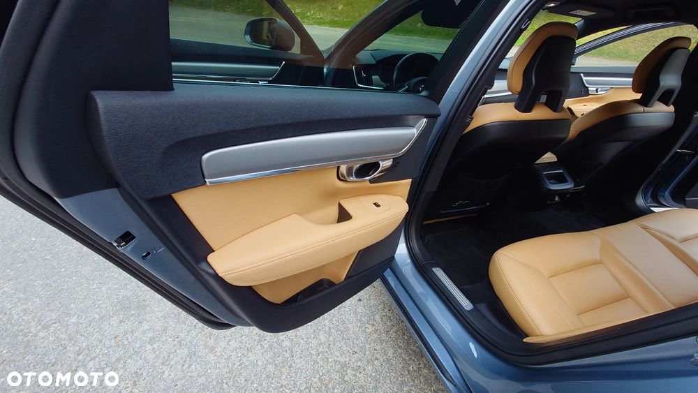 Volvo S90 - 11