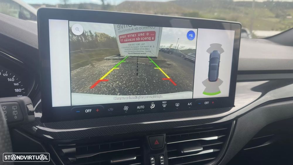 Ford Focus SW 1.5 TDCi EcoBlue ST-Line X - 16