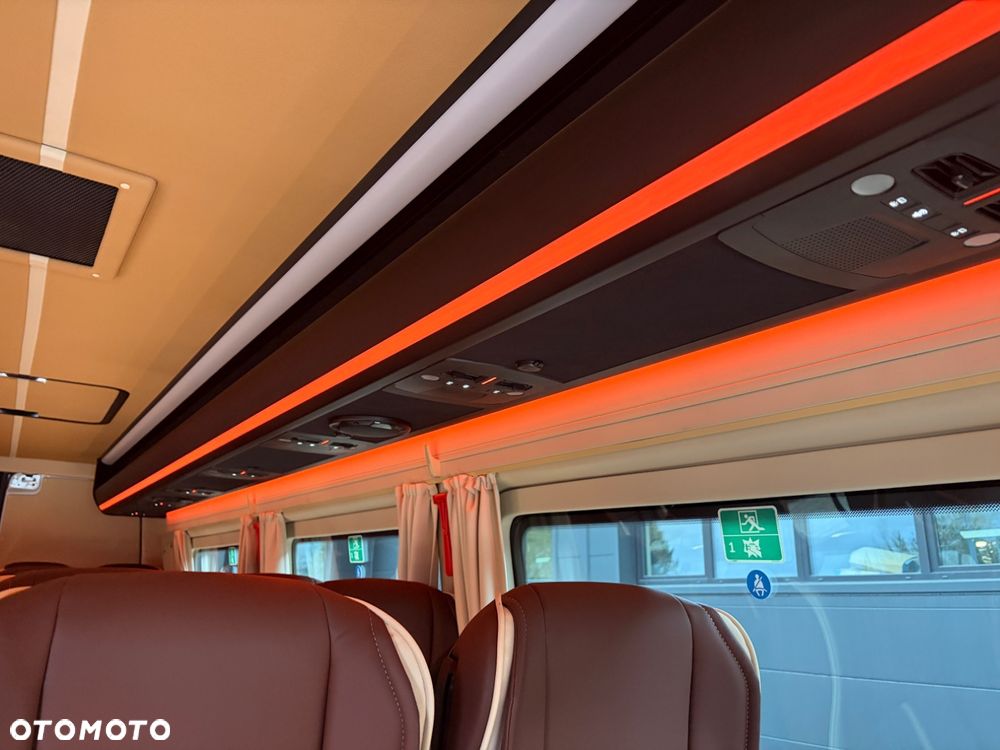 Mercedes-Benz Sprinter 519 - 27