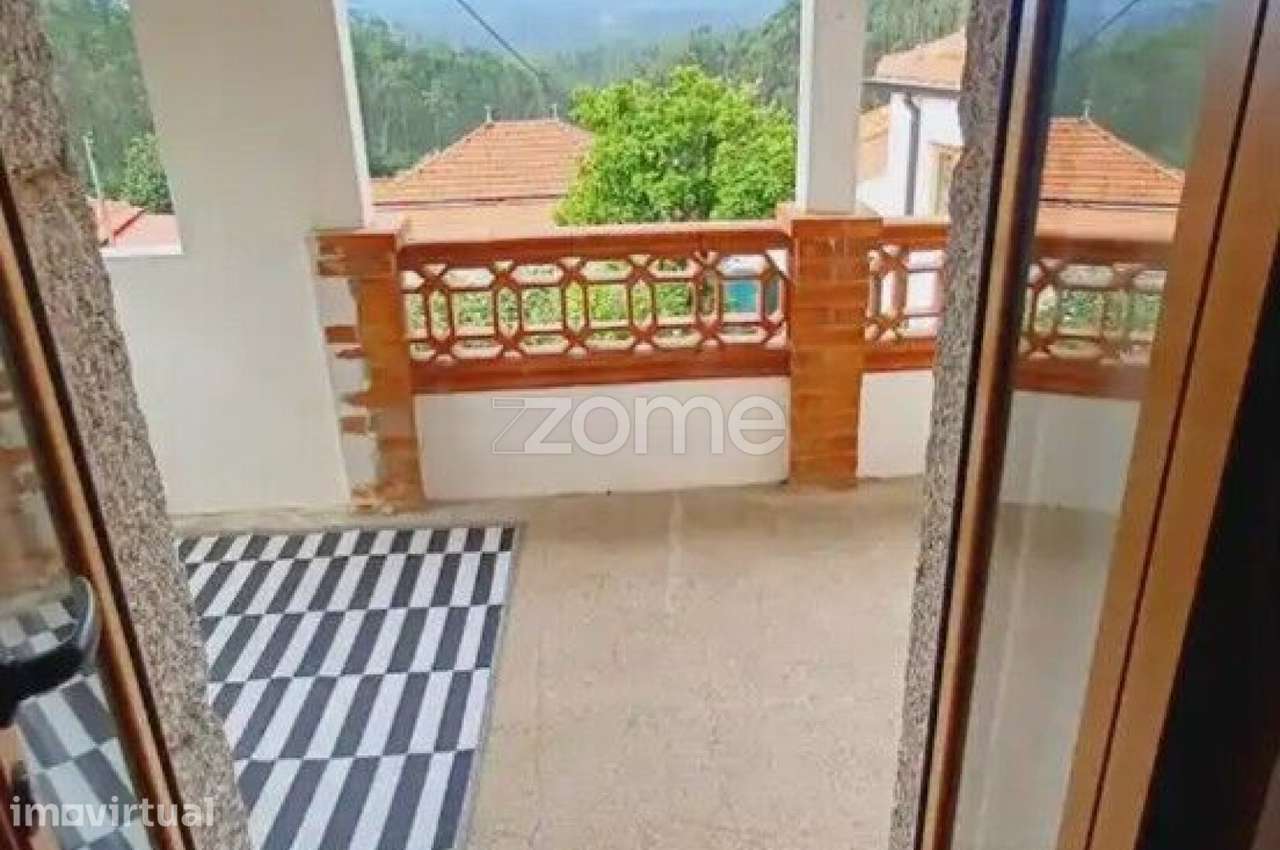 Moradia remodela em Vale de Ovelha - Grande imagem: 5/29