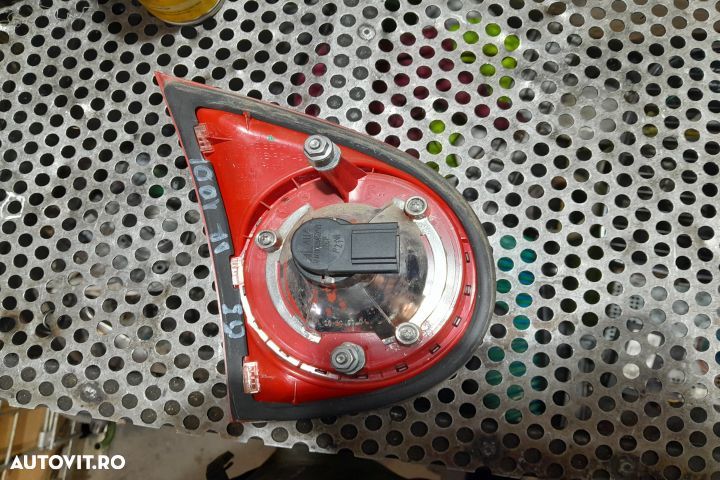 Lampa / Tripla stop dreapta pe hayon Volkswagen VW Golf 5 [2003 - 200 - 2