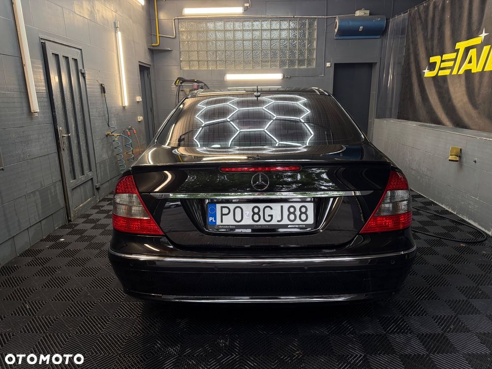 Mercedes-Benz Klasa E 300 BLUETEC Avantgarde - 4
