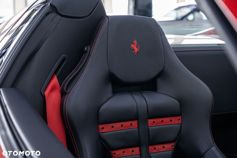 Ferrari F8 Spider 2022