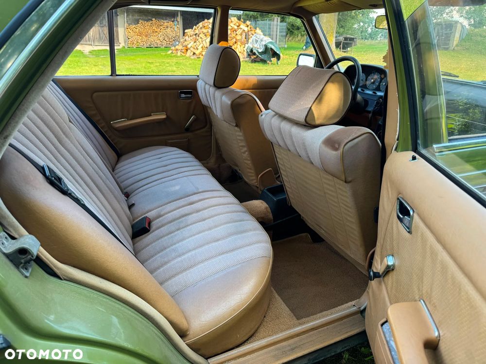Mercedes-Benz W123 - 7