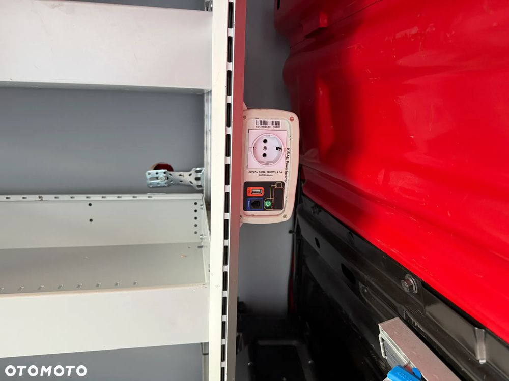 Renault Trafic L2H1 Warsztat - 34