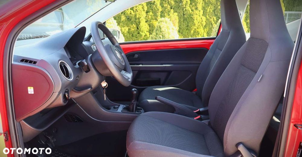 Volkswagen up! - 15