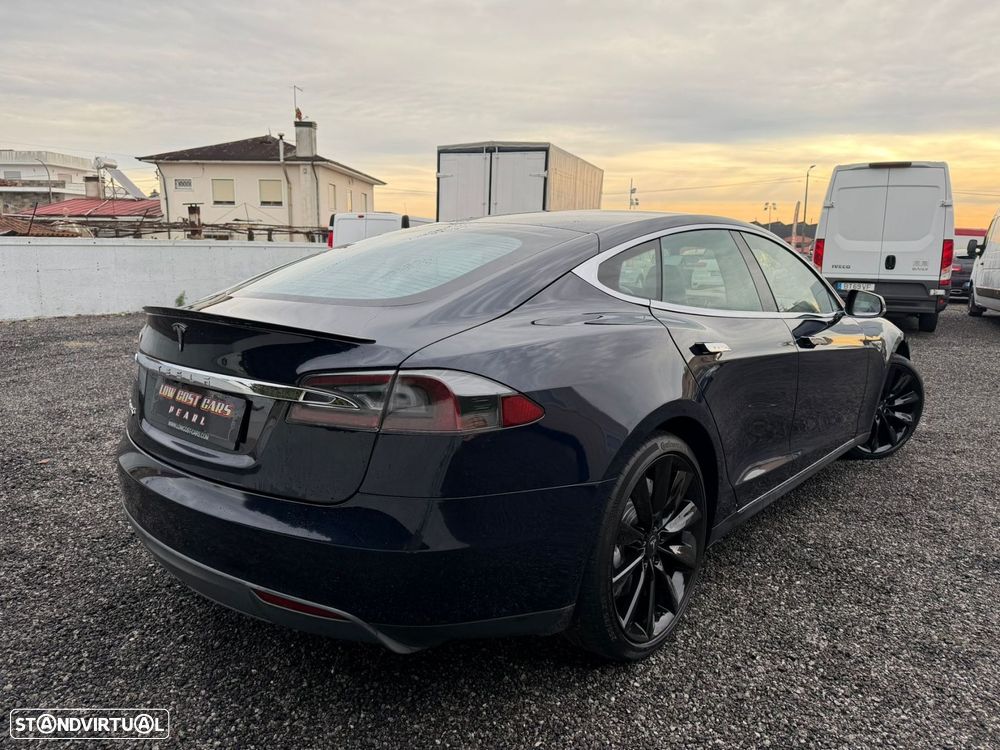 Tesla Model S 60 - 4