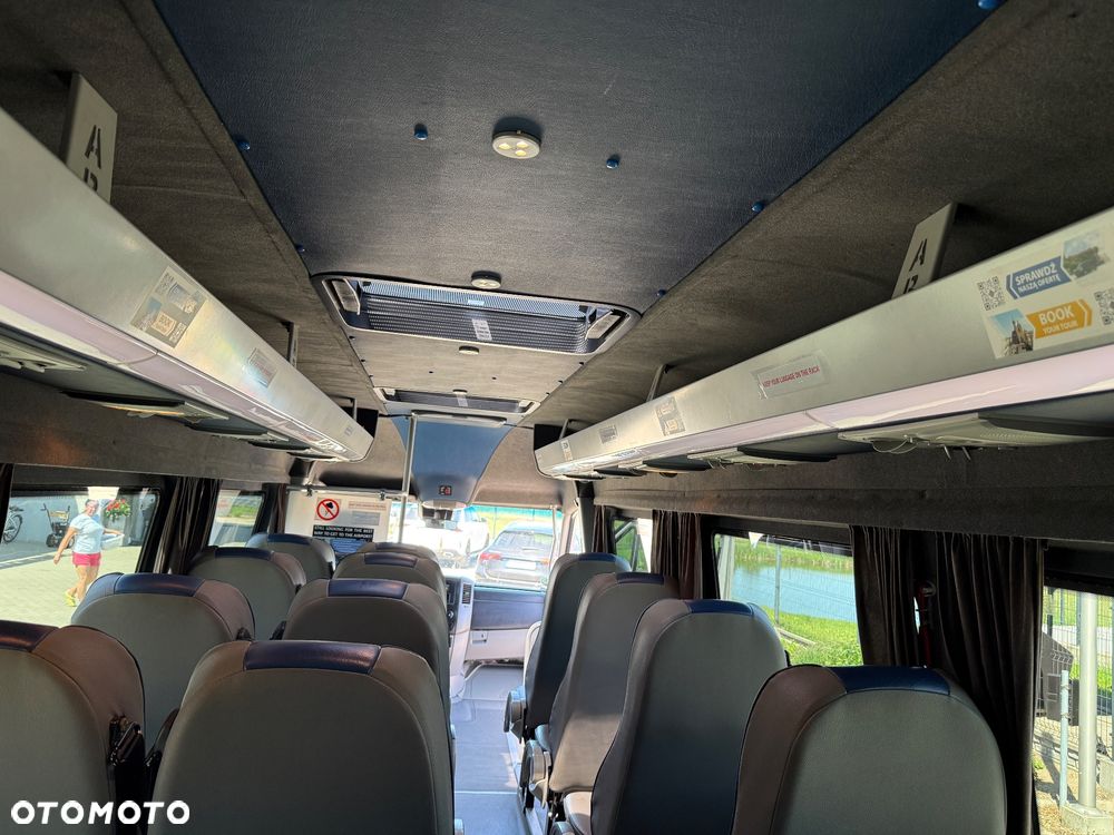 Mercedes-Benz Sprinter 519 3.0 V6 21 miejsc - 24