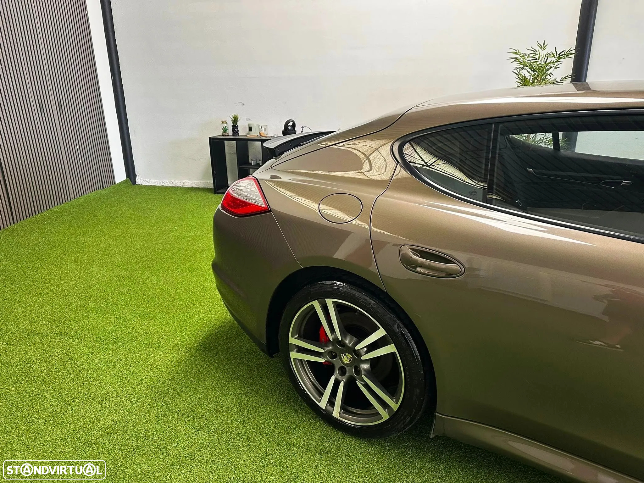 Porsche Panamera PDK - 12