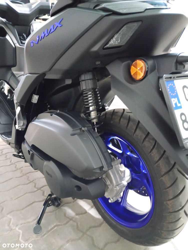 Yamaha NMAX - 13
