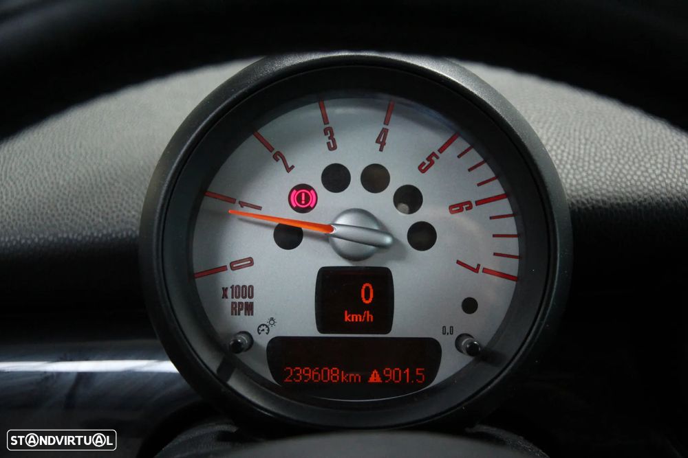 MINI Clubman One D - 16