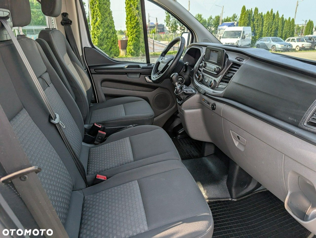 Ford Transit Custom - 11