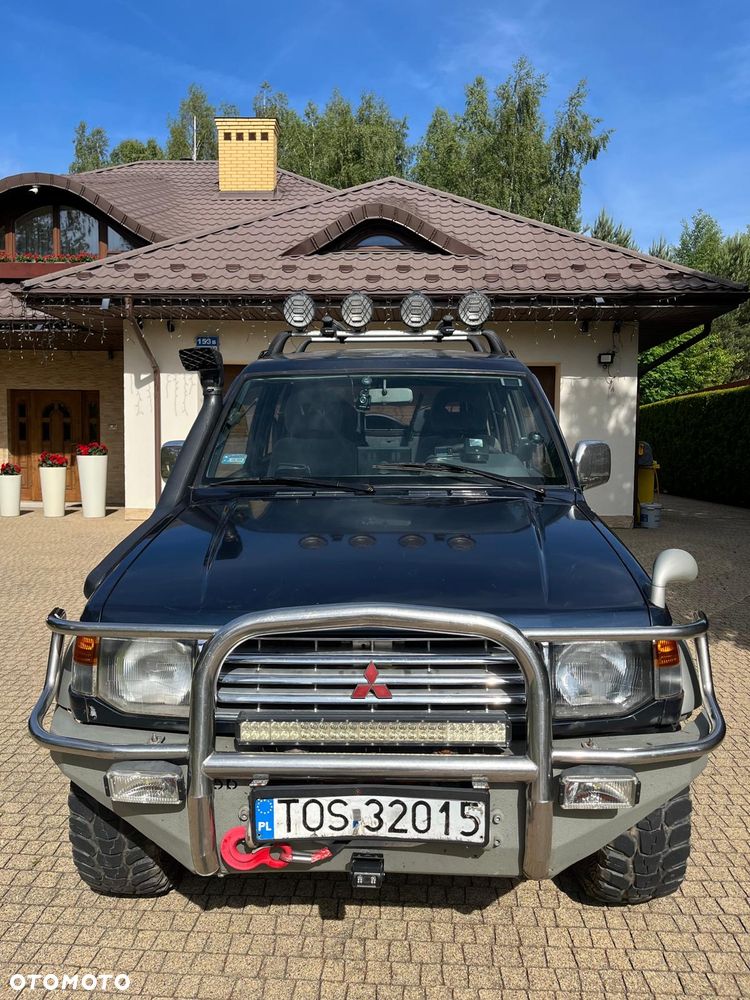 Mitsubishi Pajero 2.5 TD GLS - 1