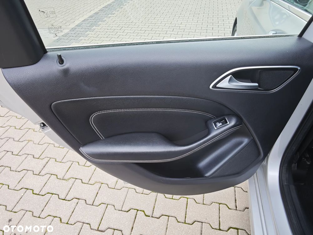 Mercedes-Benz Klasa B 180 CDI - 26