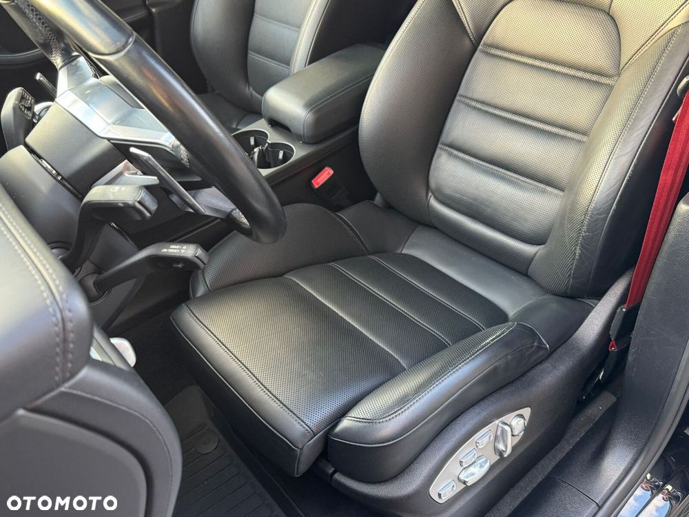 Porsche Macan Turbo - 15