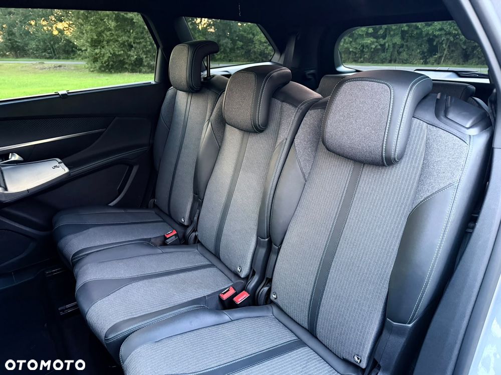 Peugeot 5008 PureTech 130 Stop & Start Allure Pack - 9