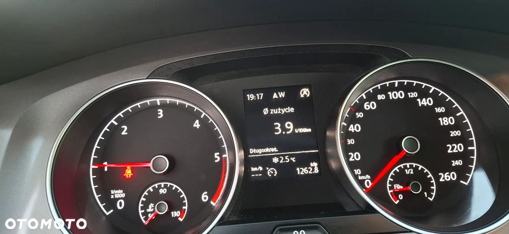 Volkswagen Golf 1.6 TDI BlueMotion Technology Lounge - 21