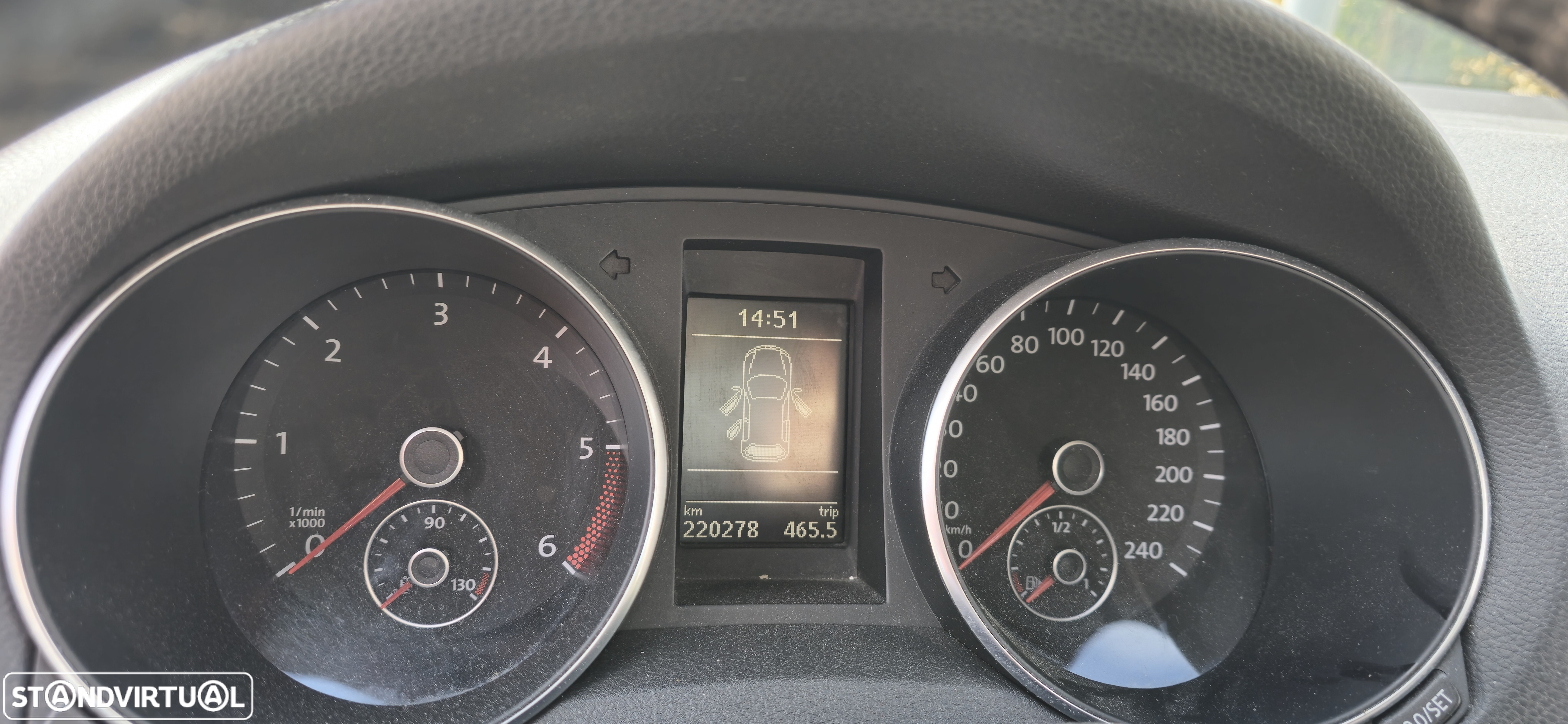 VW Golf 1.6 TDi Confortline - 12