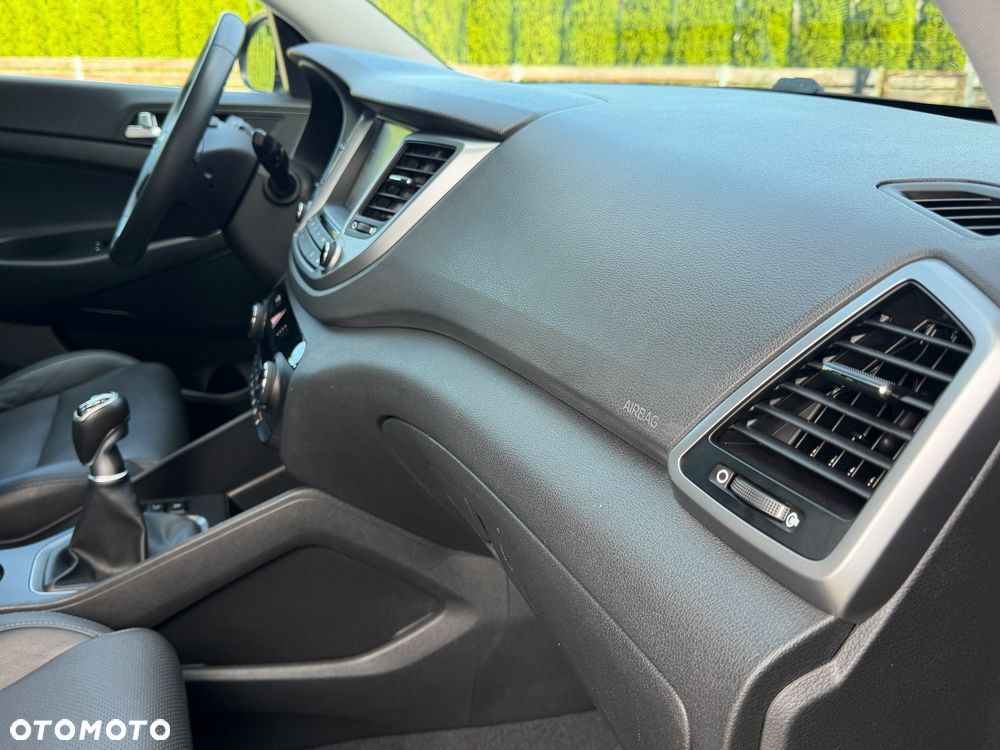 Hyundai Tucson - 32