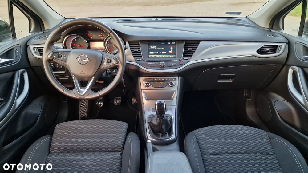 Opel Astra V 1.6 CDTI Dynamic S&S - 6