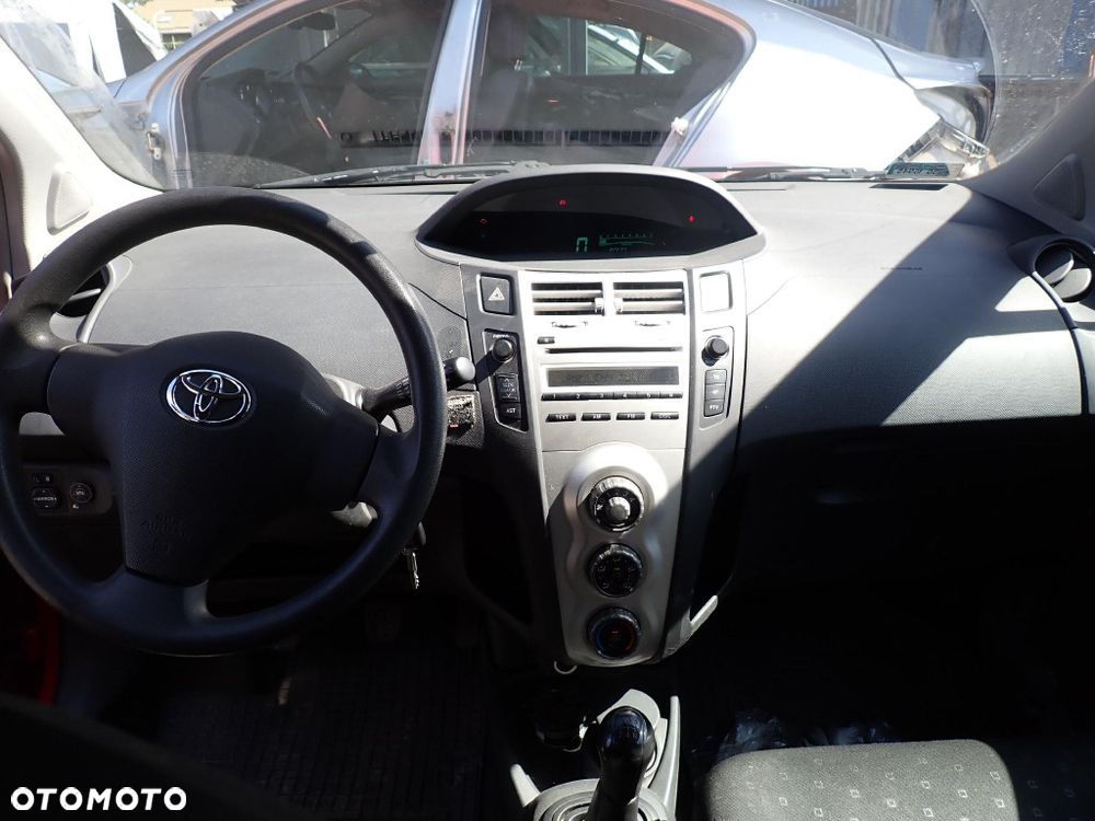 CZĘŚCI - Toyota Yaris II 1,3 VVT-I 87KM 2SZ-FE FILM HB 3D lakier 3P0 2007r. INDEX - 9980 - 8