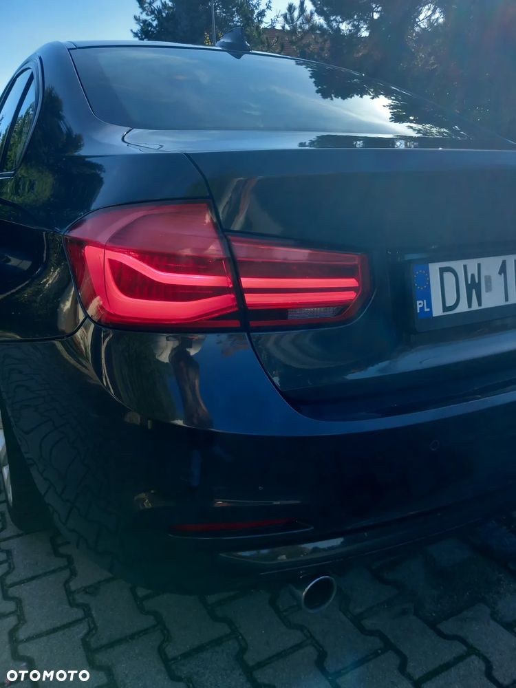 BMW Seria 3 316d - 15