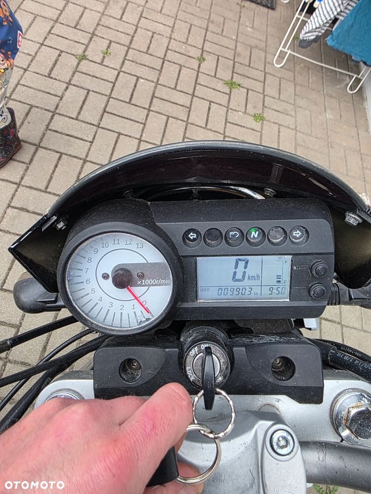 Hyosung GT Comet - 2