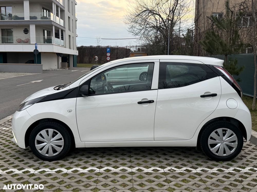 Toyota Aygo 1.0 VVY-I 5 usi X - 4
