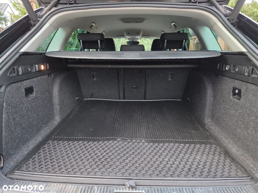 Skoda Superb 2.0 TDI DSG Active - 14