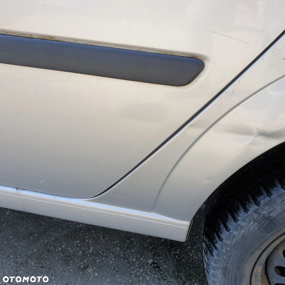 OPEL MERIVA A DRZWI LEWY TYL  Z157 - 2