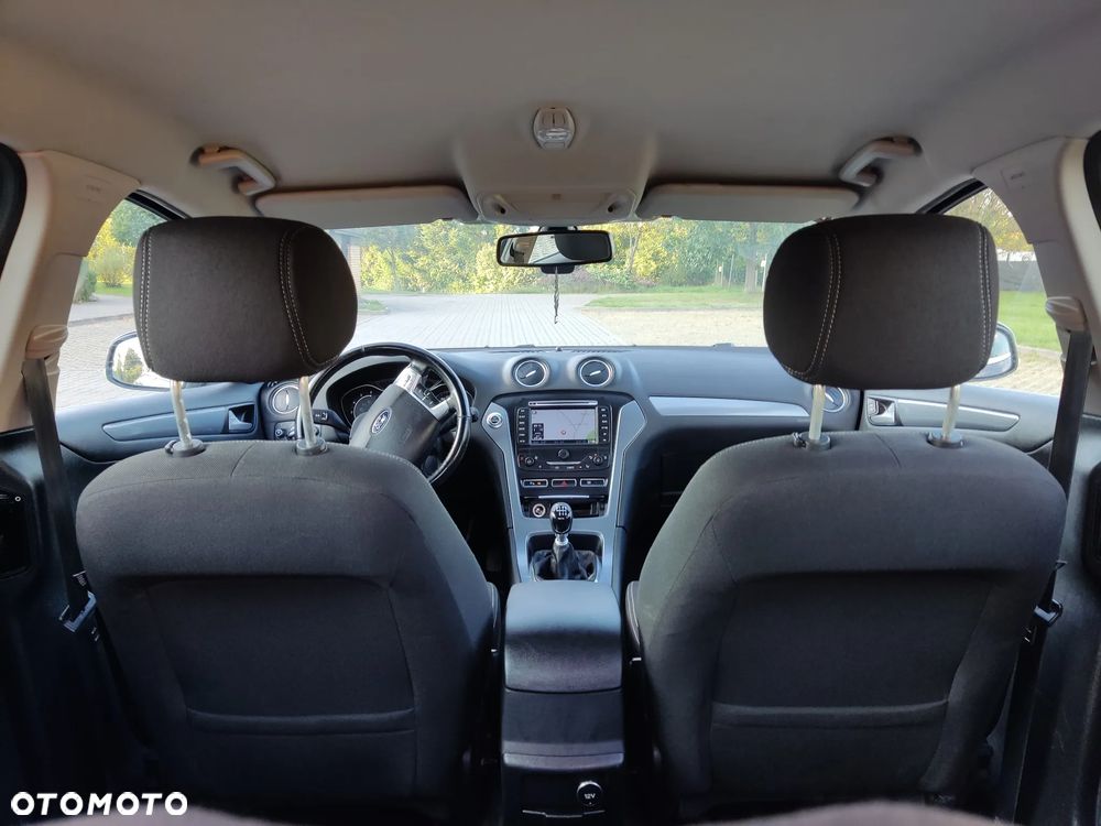 Ford Mondeo - 12