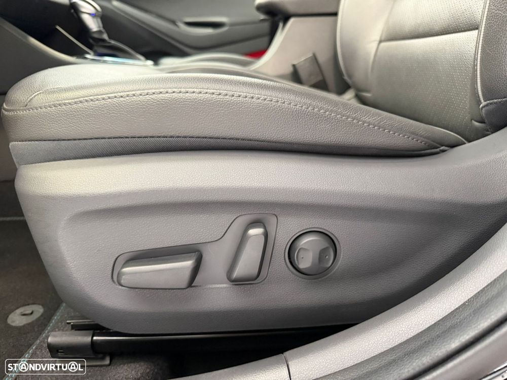 Hyundai Ioniq 1.6 GDI HEV Pack Plus - 21