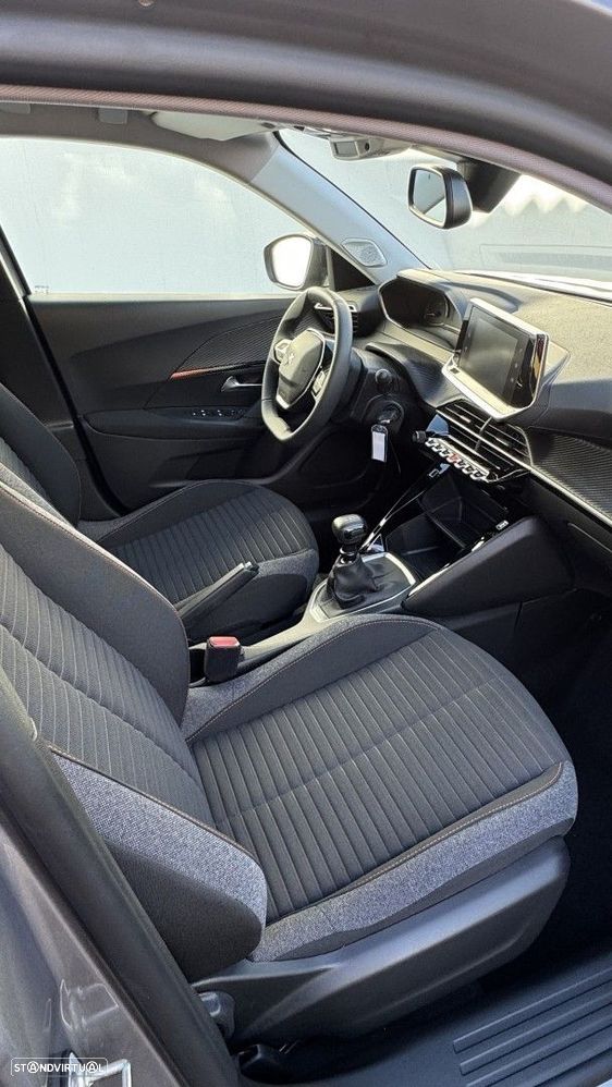 Peugeot 2008 1.2 PureTech Active Pack - 11