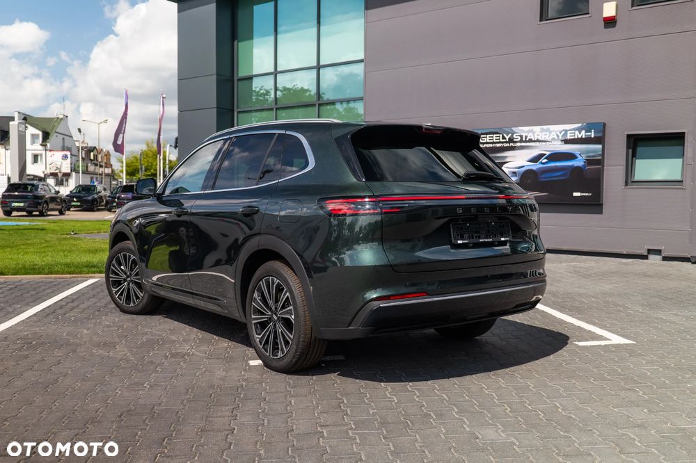 Geely Starray EM-i 1.5 PHEV Max - 13