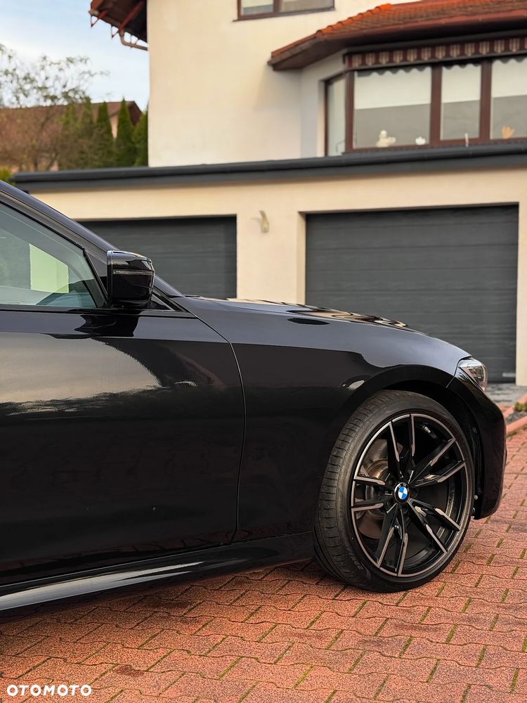 BMW Seria 3 330i M Sport sport - 9