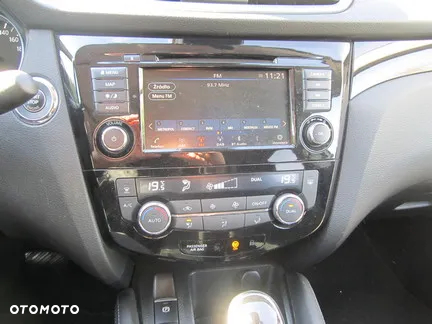 Nissan Qashqai 1.3 DIG-T N-Connecta DCT - 8