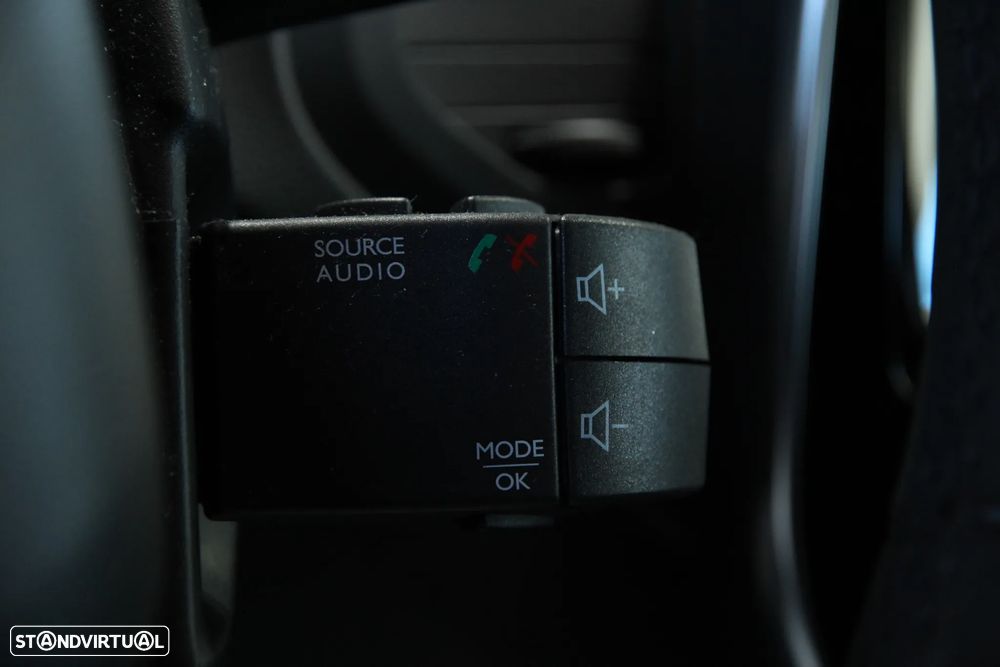 Renault Captur 0.9 TCE Exclusive - 17