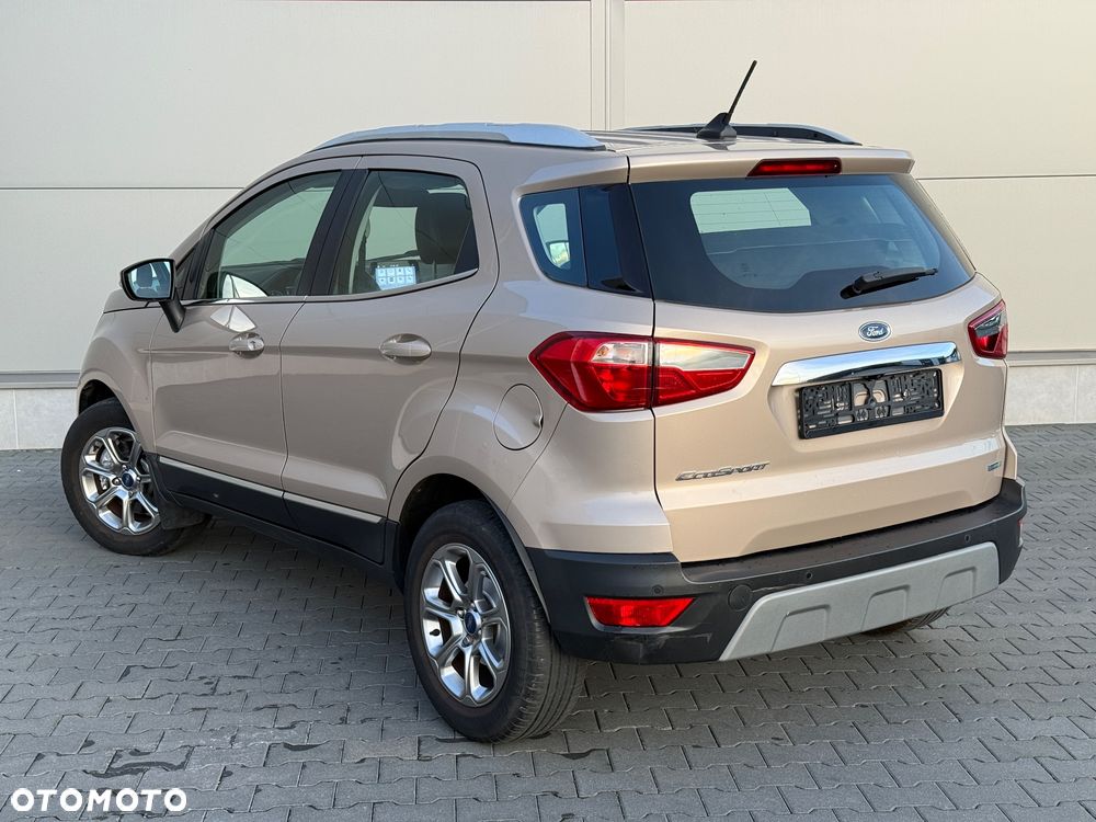 Ford EcoSport - 5