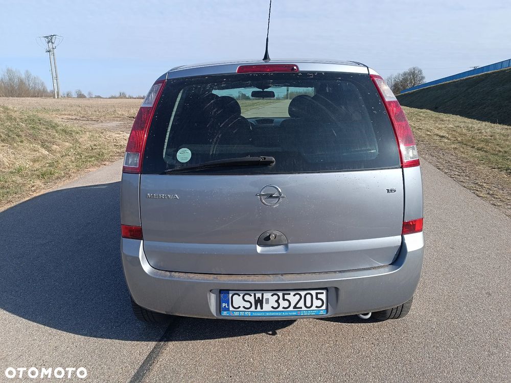 Opel Meriva 1.6 16V (Essentia) - 12