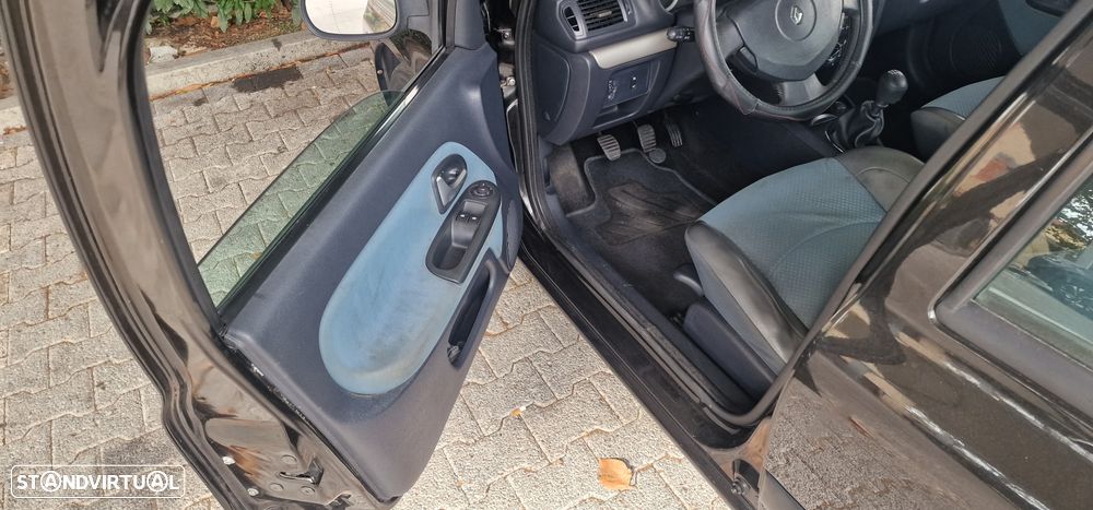 Renault Clio 1.5 dCi Extreme - 5