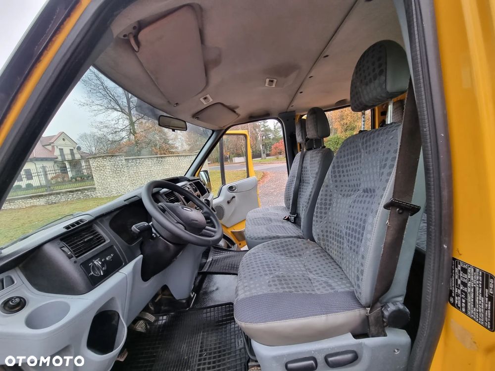 Ford TRANSIT - 13